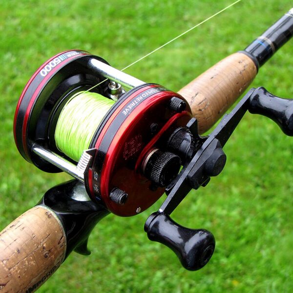 Máy ngang baitcasting 5000